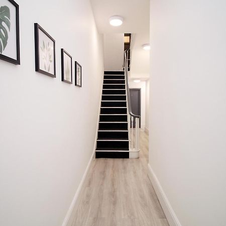 Fully Equipped Kitchen, Parking, City Centre Swansea Eksteriør billede