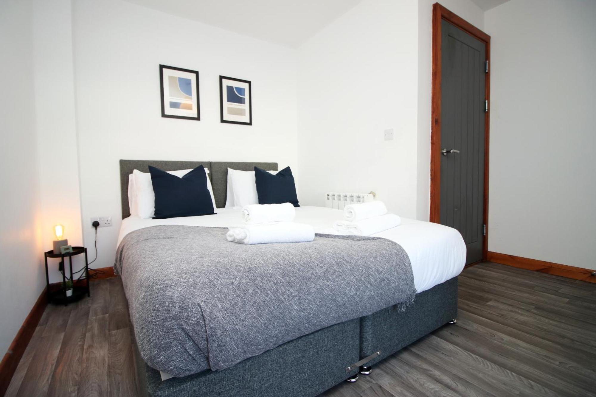Fully Equipped Kitchen, Parking, City Centre Swansea Eksteriør billede
