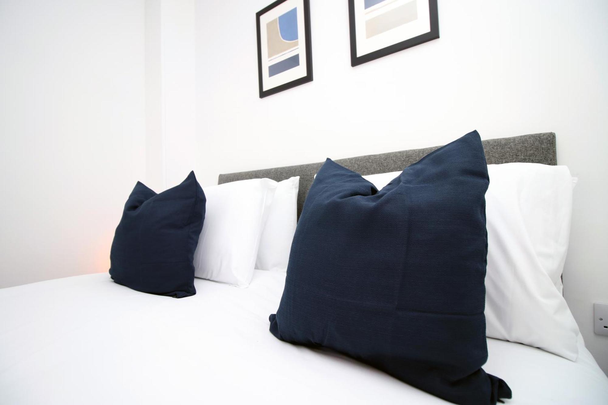 Fully Equipped Kitchen, Parking, City Centre Swansea Eksteriør billede