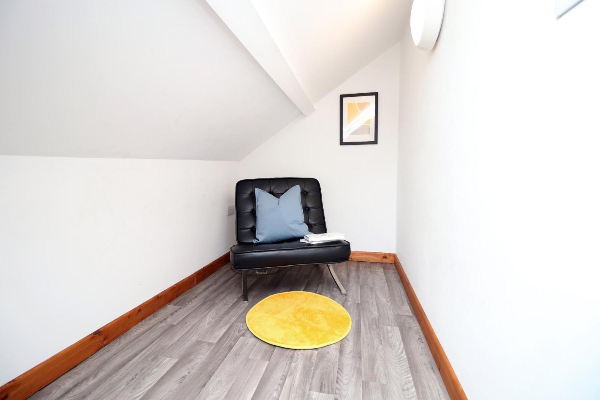 Fully Equipped Kitchen, Parking, City Centre Swansea Eksteriør billede