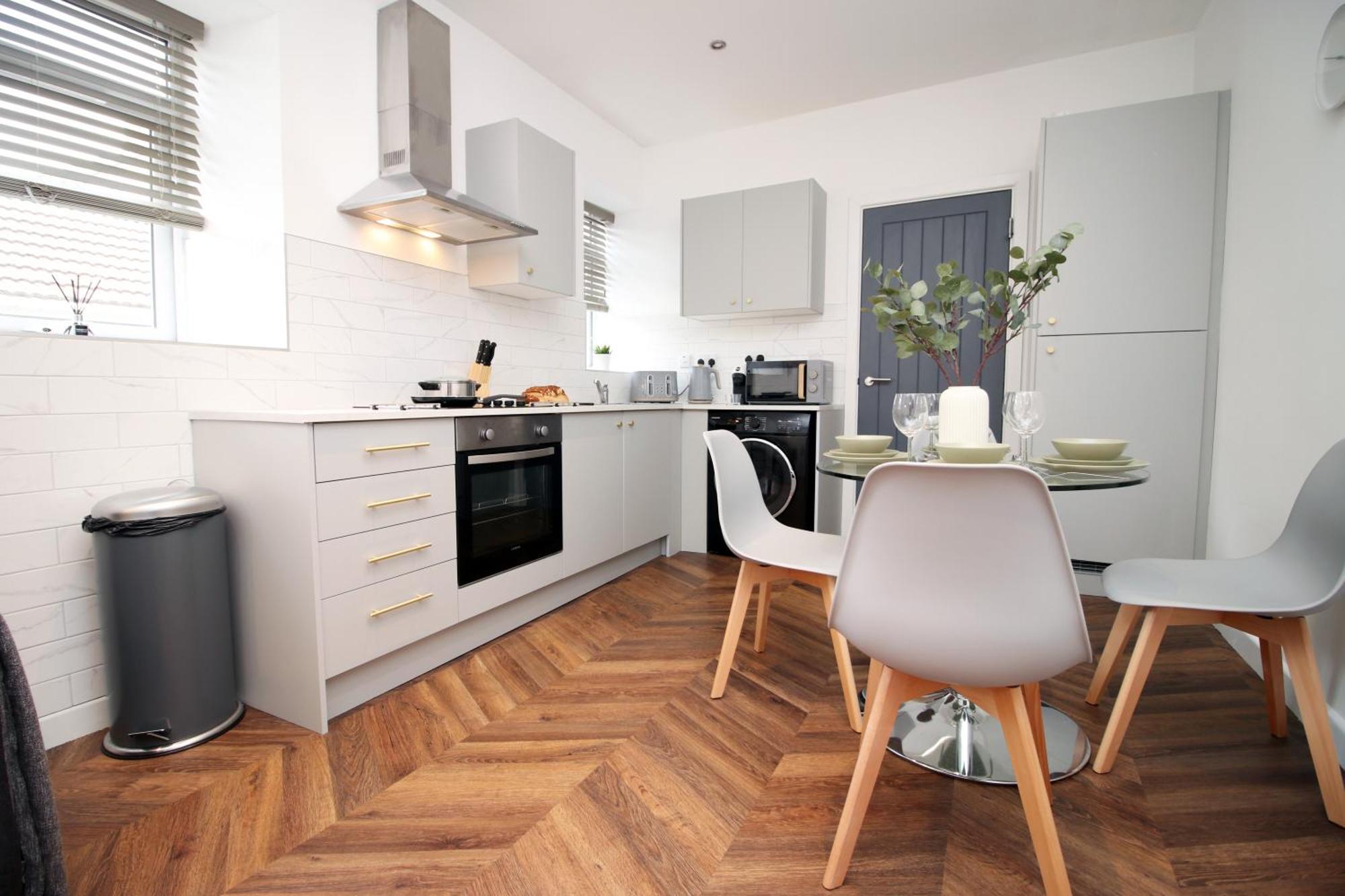 Fully Equipped Kitchen, Parking, City Centre Swansea Eksteriør billede